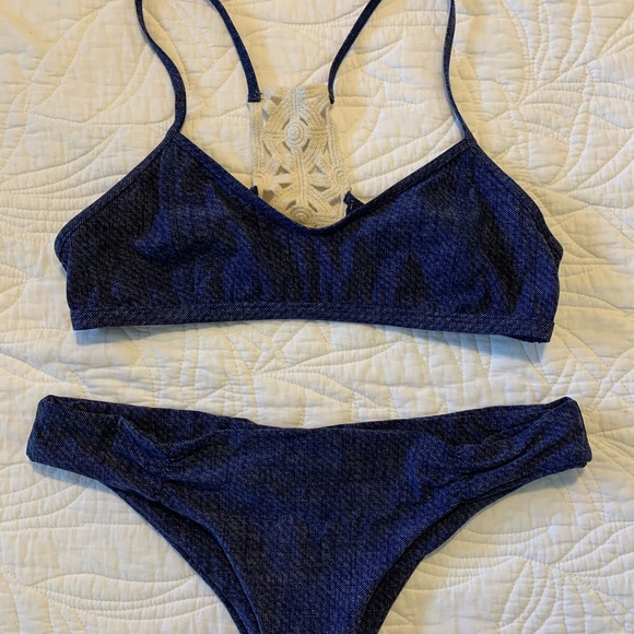 L Space Bathing suit - Picture 1 of 2